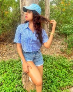 Vindhya Tiwari Instagram - Looking forward to all the best things in life …the secret is patience 💚🤫#goodmorning #greenery #nature #naturelover #goodvibes