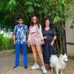 Vindhya Tiwari Instagram - Swipe ➡️ to see who is not interested to pose for camera 📸🤪 #vacationmode #familytime #ghoomighoomi #happiness Somewhere on Earth