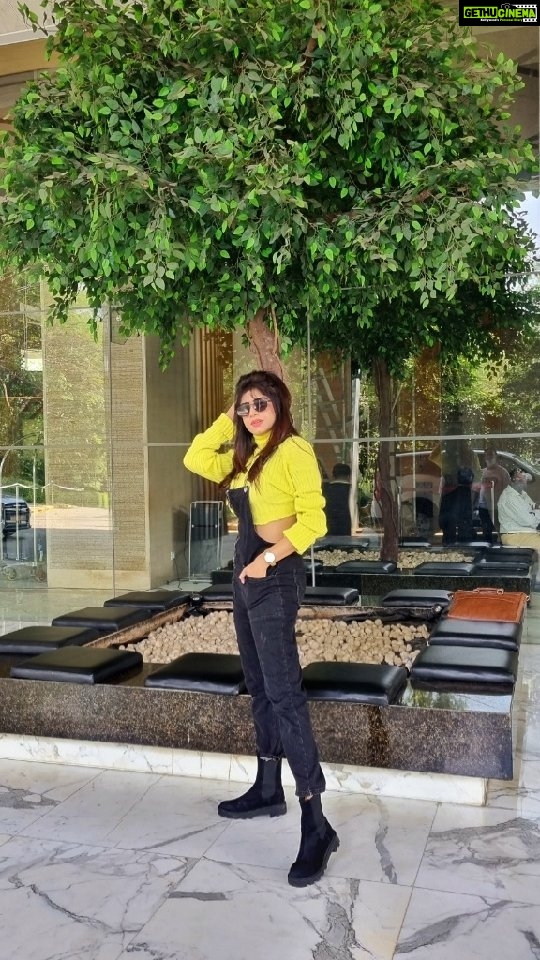 Vindhya Tiwari Instagram - Rombanallafeeling ❤ loving Chennai Promotions for @zaxtokens Glad to endorse this brand becoz it's the new revolution in Cryptocurrency #zax #2022 #citytour #revolution Chennai, India