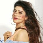 Vindhya Tiwari Instagram - Just wing it-Life, Eyeliner, Everything🌟💕🕊 📸 @bbhupi25 Mumbai, Maharashtra