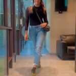 Vindhya Tiwari Instagram - Why do I look so cute in a ponytail??🥹🙈❤️ @clinicdermatech_mumbai @clinic_dermatech Mumbai, Maharashtra