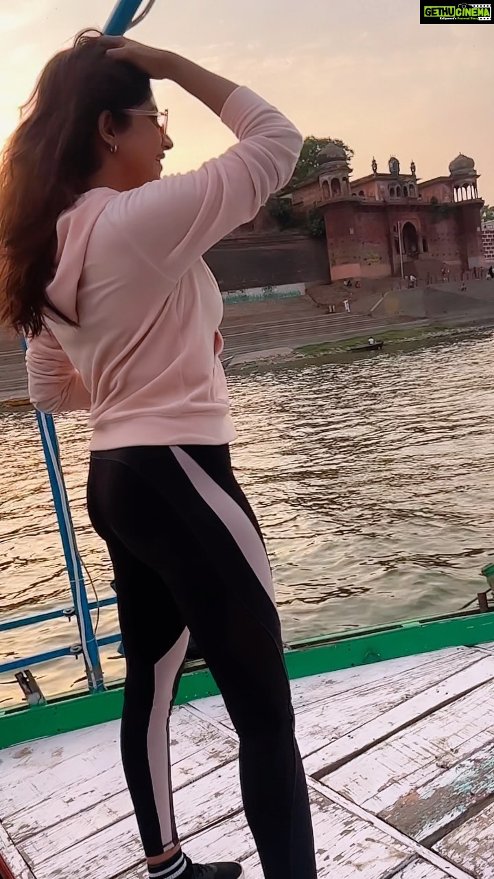 Vindhya Tiwari Instagram - काल भी तुम और महाकाल भी तुम लोक भी तुम और त्रिलोक भी तुम शिव भी तुम और सत्य भी तुम! महाशिवरात्रि की शुभकामनाएं 🙏🏻❤️🕉️
