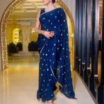 Vindhya Tiwari Instagram - Saree look 1st time ever for an award show #upaaawards How many he💙rts ?? Exclusively styled @kapoormohit888 Designer @the_planetdesigner HMUA @adityaadi1995 Lucknow, Uttar Pradesh