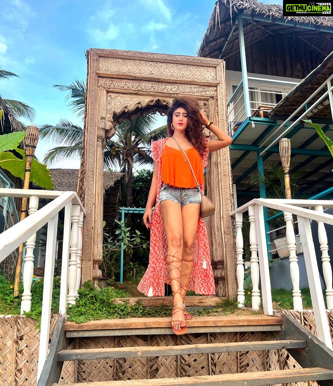Vindhya Tiwari Instagram - U have my 🧡 @agondacottages_ #agondacottages #goa #vibes