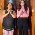 Vindhya Tiwari Instagram - Following n enjoying the trend with -mummy👨‍👧video courtesy 🎥 -papa and Nainu being supervisor 🐶 how many ❤️ ?? #reelkarofeelkaro #reels #trendingreels #familytime #goodmorning