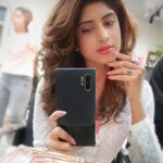 Vindhya Tiwari Instagram - Sundays 🌞❤ #profound #thoughts #selfie #hairspa @harshanrakesh Mumbai, Maharashtra