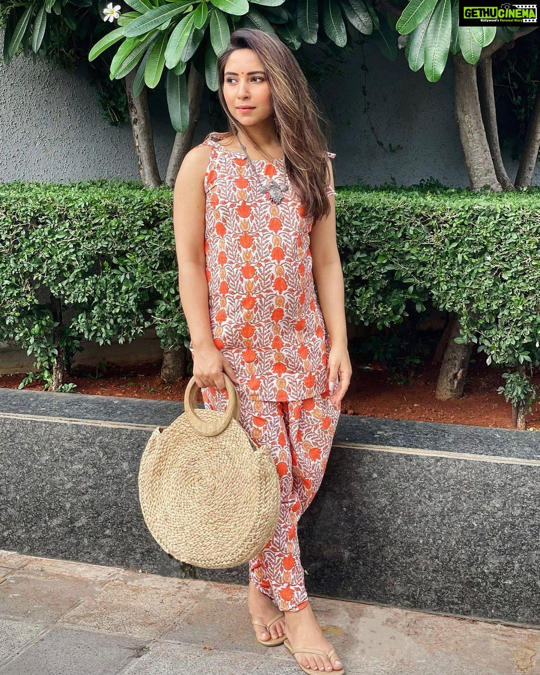Vinny Arora Instagram - More than what you see 🦁