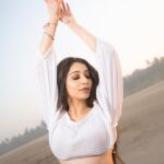 Vrushika Mehta Instagram - Hansti rahe tu hansti rahe Hayaa ki laali khilti rahe 🌸 . HAPPY SUNDAY 🌼 Which picture did you like the most? Also sunday ke kya plans? PS: This gives me more of a saathiya vibe.💕 photography: @deepak_das_photography Outfit: @yourstrulysummer.in Styled by: @ananyaarora2013 Assisted by: @__hitankshi Mua: @johar_khan786 Concept: @theboltpr