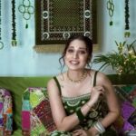 Vrushika Mehta Instagram - Hello guys.Kem cho? On this navratri Asian paints is back with their #PlayNavratri contest. To participate in the contest all you have to do it simply pick a colour from the Royale Glitz shades, set up a nice home decor and upload a picture on your story. Don’t forget to tag Asian paints. You can win a free home painting makeover and Amazon voucher worth Rs 5K. How exciting is this? hai na. I chose the colour green.It instantly make me feel so fresh and makes my space look so elegant and classy at the same time. So what are you waiting for go participate in the contest and don’t forget to tag @asianpaints and #PlayNavratri. Tap on the link in my bio for the list of Royale Glitz shades #PlayNavratri #AsianPaints #Navratri2022 #HomeDecor #FestiveVibes #collab