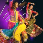 Vrushika Mehta Instagram - When 2 gujjus come together for Garba, aag 🔥 toh lagni banti hai na boss 🤣 Rate our aag from 1-10😜 With my high energy gujju @vrindadawda90 our very first collab 🤞🏻 wearing: @rishh_designs Shot n edited: @aniket_kale01 Special Special Thankie @ankitkamat04 #reelitfeelit #feelitreelit #reels #navratri #navratri2022