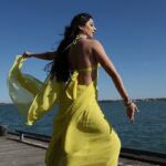 Vrushika Mehta Instagram - Saree ke fall sa 💛 So what’s your favourite colour? . Photography: @thakkar.jay_3 #photooftheday #instagood #vrushikamehta