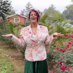 Yamini Malhotra Instagram - I need this kind of romance in life 😍 . #romanticvideos #romantic #romanticsongs #romance #lovestory #gurgaonblogger #delhiblogger