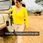 Yamini Malhotra Instagram - If you were Paparazzi 😛I would have shown full attitude 🤣 . #paparazzi #paparazi #photoshoot #photos #gurgaon #gurgaongirls #gurgaondiaries #gurgaonblogger #gurgaonbloggers #viral #viralbhayani Jaipur, Rajasthan