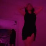 Yamini Malhotra Instagram – Goodnight my lovelies 💖
.
#goodnight #neon #neonlights #neonvibes #darkroom #darkroomphotography #dubai