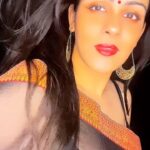 Yamini Malhotra Instagram - Spreading fire in black saree by @aanandsarees . #saree #sareelove #sareefashion #sareelover #sareelovers #sareeindia #sareecollection #sareecollaboration #collaborationindia #collaboration #sareeblogger #sareebloggers #sareeinspiration #sareeinfluencer #sareeinfluencers #gurgaonblogger #gurgaonbloggers