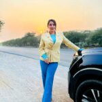Yamini Malhotra Instagram - Where to ?? Any guesses?? . #roadtrip #roadtripindia #winteroutfit #winterfashion2022 #delhiblogger #delhibloggers #indianblogger #indianinfluencer #gurgaonblogger #gurgaongirls #gurgaonbloggers #gurugram #gurugramblogger