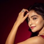 Yukti Kapoor Instagram – Nazron Ka Kusoor 🌝