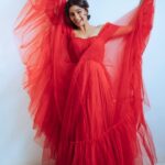Yukti Kapoor Instagram – Spread your wings & fly 💃

Outfit : @nitikakanodiagupta 
Jewelleries : @the_jewel_gallery 

Styled by : @saumyaa__22_ 
Shoot by : @deepali_td_official 
MUA : @smrutibhurke_mua

Photoshoot Vlog – Link in bio !