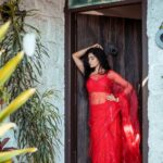 Yukti Kapoor Instagram - Photoshoot Vlog | Part 2 | Link in bio 🌹 #yuktiisuniverse #youtubechannel #youtube #linkinbio Styled by: @saumyaa__22_ MUA: @smrutibhurke_mua Shoot by: @deepali_td_official Fashion Assistant: @jheel.15 Saree by : @shaakha_online Jwelleries : @the_jewel_gallery