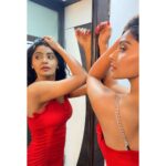 Yukti Kapoor Instagram – I will either find a way or make one 💯 

📸 @sachinmakeupartist1 🤗

#kyafarkpadtahai #musicvideo #comingsoon #actorslife @harwinsentertainment