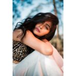Yukti Kapoor Instagram – You are the essence of a star, 
So never forget that there’s light within, even in the darkest of hours. 🌟 
– @thangbalay 👏👌

 📸 @deepali_td_official 
MUA @smrutibhurke_mua