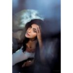 Yukti Kapoor Instagram – मदहोश दिल की धड़कन चुप सी ये तन्हाई 😚

 📸 @deepali_td 
MUA @smrutibhurke_mua 
♥️♥️