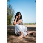 Yukti Kapoor Instagram - Oh hi 🙋‍♀️ 📸 @deepali_td MUA @smrutibhurke_mua