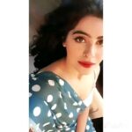 Yukti Kapoor Instagram - बहुत खूबसूरत है, तेरे इन्तजार का आलम... बेकरार सी आँखों में इश्क बेहिसाब लिए बैठे है...😚☺️😚 #shayarilover Maddamsir ♥️ Mon to fri on @sonysab at 10 pm 🙏 #Actorslife