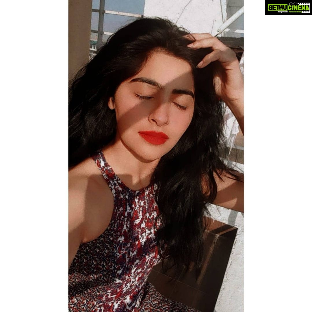 Yukti Kapoor Instagram - When the morning sets in, Kiss me like the sun kisses the flower, Softly touching, making me smile. Don't leave me, stay here awhile, Till night falls again and we intertwine, Under the moonlight, I claim you mine.... ♥️🧿 #justmine #poetry #sunkissed #youandme