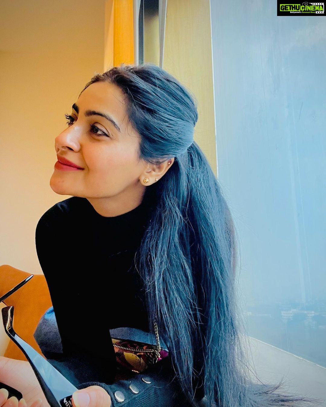 Yukti Kapoor Instagram – Adding a little sunshine to your feed with my ...