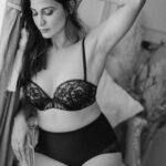Aahana Kumra Instagram - And my thoughts drift to you ⛈️☔️🖤#blackandwhitephotography 📸 : @harpreetbachher . . . . #friday #weekendvibes #weekend #weekendtime #weekendvibes #weekendmood #weekendgetaway #aahanakumra India