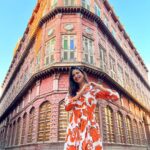 Aahana Kumra Instagram - The majestic and gorgeous #rampuriahaveli in Bikaner! 🐫🏜️ Thank you @abbhishek_sharmaaa for this wonderful tour and pics!! 🌞🌸🫶💕🐫🏜️🦚 #incredibleindia . . . #india #travelphotography #travelouge #thursday #throwbackthursday #throwback #bikaner #rajasthan #aahanakumra Bhanwar Niwas (Rampuria Haveli) Bikaner