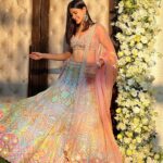 Aahana Kumra Instagram - It’s shaadi season 🌸😘🫶💕🌞🎀🌻🦩♾️🌼 Lehenga : @kaaishabyshalini Earrings : @kushalsfashionjewellery Styling by : @juhi.ali Make up by : me 🌸😘 . . . . #weddingseason #wedding #indianwedding #weddingdecor #lehenga #weddingfestivities #aahanakumra #wednesday #pinkwednesday Mumbai - मुंबई