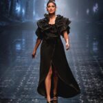 Aahana Kumra Instagram - Setting the delhi winter on Fiyah 🔥🔥🔥🔥🔥🔥🔥 Showstopper for @the_angrish at the @gicwind ! With love from vampire 🧛‍♀️🖤 Make up : @kaushikanu Hair : LG Jewellery : @dillanoluxuriousjewels Footwear: @oceedeeshoes Styled by- @juhi.ali PR : @focuspr Lensed by : @jpic.in #fashion #fashiondiaries . . . . #showstopper #fashion #fashionista #aahanakumra #tuesday #tuesdaytransformation #tuesdayvibes #tuesdaythoughts Delhi, India