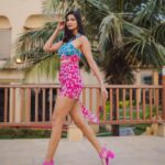 Aahana Kumra Instagram - Feeling like a pink porcupine 💕💕 #tuesdaythoughts . . . . #tuesdaymotivation #tuesdaymotivation #tuesday #aahanakumra #fashion #fashiondiaries Mumbai - मुंबई