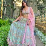 Aahana Kumra Instagram - It’s shaadi season 🌸😘🫶💕🌞🎀🌻🦩♾️🌼 Lehenga : @kaaishabyshalini Earrings : @kushalsfashionjewellery Styling by : @juhi.ali Make up by : me 🌸😘 . . . . #weddingseason #wedding #indianwedding #weddingdecor #lehenga #weddingfestivities #aahanakumra #wednesday #pinkwednesday Mumbai - मुंबई
