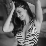 Aahana Kumra Instagram - 🖤🦓🖤🦓 #saturdaymusings 📸 by : @harpreetbachher . . . . #blackandwhitephotography #portrait #portrait #blackandwhite #aahanakumra #saturday #saturdaze #saturdate #weekend India