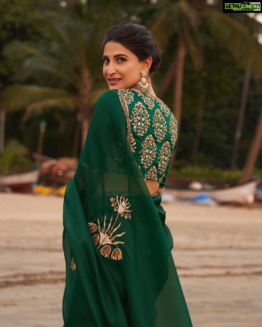 Aahana Kumra Instagram - Walking into 2023 be like 🎄💚🐍🦖🐢🪲🦚🥑 Styling : @juhi.ali Make up and hair : @shrushti_birje Managed by : @suchijaggi . . . . #indianoutfit #sareenotsorry #sareelover #indian #aahanakumra #tuesday #tuesdaymotivation Goa