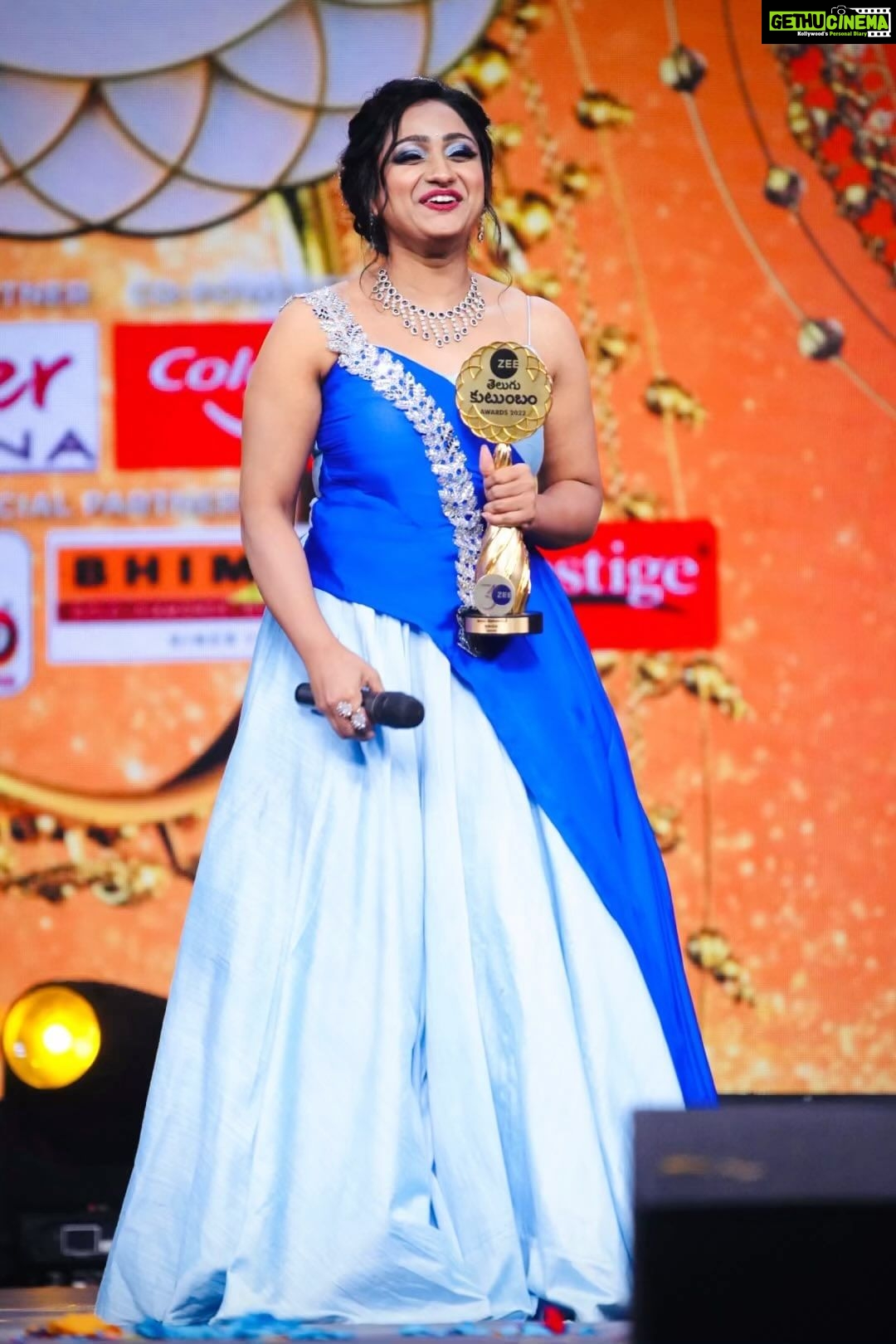 Aashika Padukone Instagram - That magical moment when this song is played for meπ @zeetelugu never fails to make me feel special π«Άπ» @paulino_pictures Thankyou for capturing my emotions π Designer: @alankaar_artstudio Hyderabad