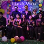 Aashika Padukone Instagram - Team Trinayani 🖤 800 episodes and counting. Thankyou all for the love and support. #black #blacktheme #newyear #trinayani #zeetelugu #staytuned #comingsoon #2023blastwaiting @im_chandugowda @sri_satya_ @sidshnu @bhavanareddyartist @gayathrisimhadrii @itsme_anusha1 @anilchowdary._ @ashikapadukone_official @suresh_patel_vsp @nchirra0201