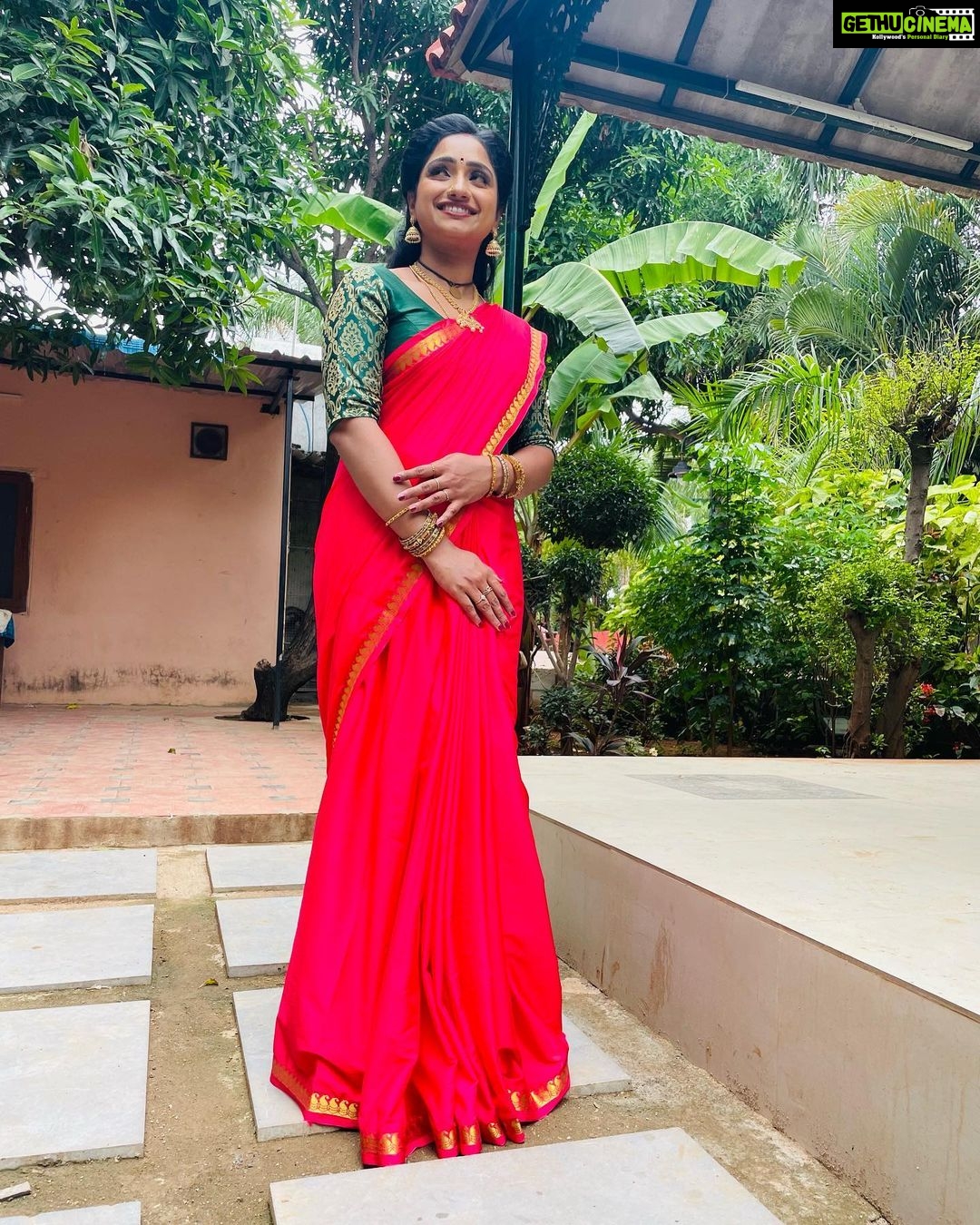Aashika Padukone Instagram - You be exactly happy as you decide to be ♥️ Saree: @sai_ganesh_fashions #saree #shootmode #trinayani #newlook #newtwist #keepwatching #zeetelugu #zeekannada #maari #ashikapadukone #shoot #instafashion