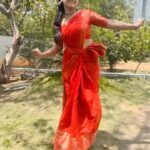 Aashika Padukone Instagram - One for my telugu fans ♥️ #chamkeelaangeelesi #nameisnani #keerthysuresh #dasara #telugureels #trending #primereels Saree: @elitew.in