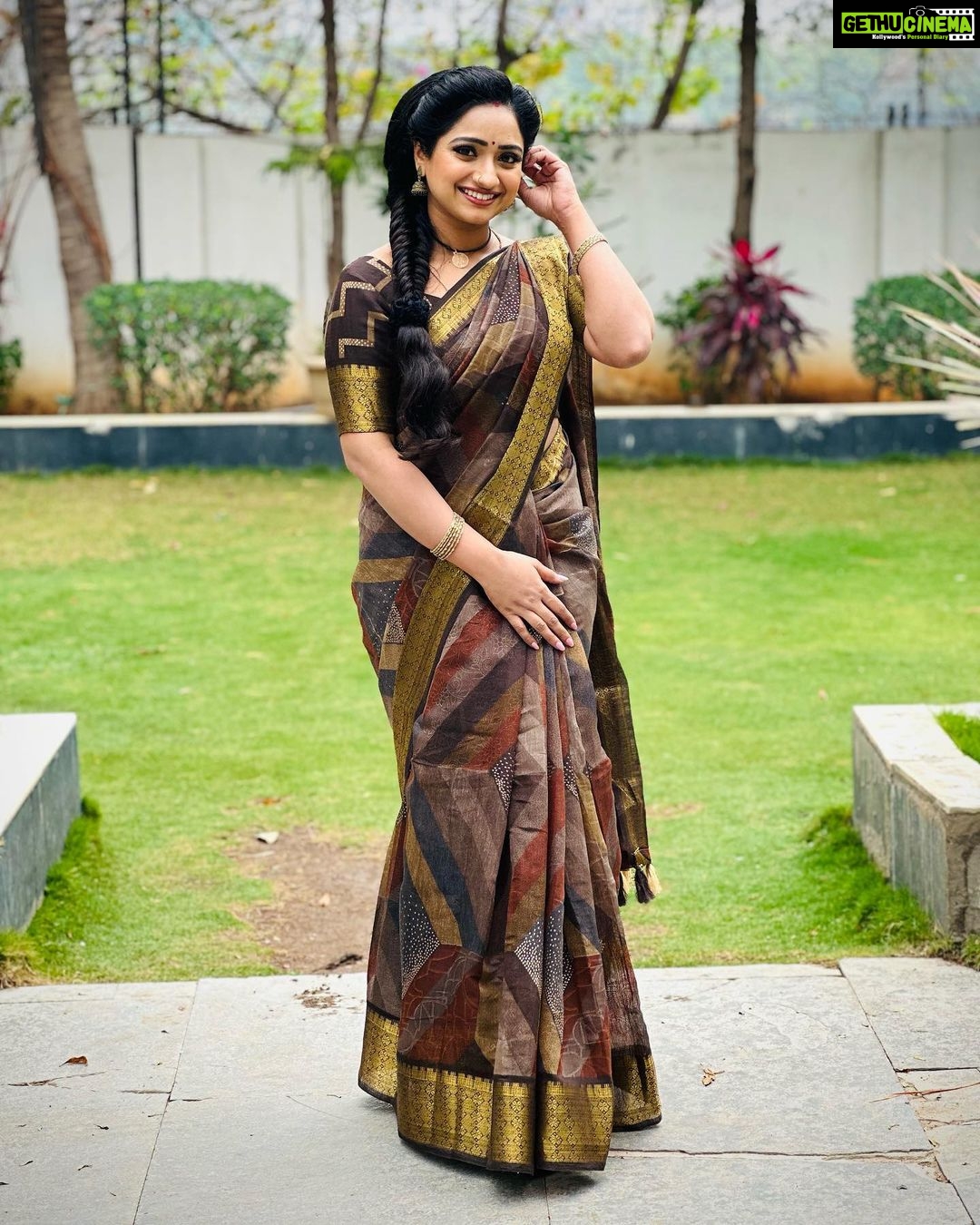 Aashika Padukone Instagram - Beautiful saree by @elitew.in 🤎
