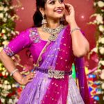 Aashika Padukone Instagram - Can’t get over this look 🌸 Thankyou @sbr_imitation_jewellery for customising this jewellery set specially for me. 💜💗 Outfit: @swethus__designers Hair by: @lovemyselfsowmya