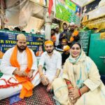Afsana Khan Instagram - 🙌🤲उसे क्या मिटाए दुनियाँ जिसे आपने नवाज़ा नक़्शे कदम पे तेरे यह गुलाम चल रहा है तेरी रहमतों का दरिया सरेआम चल रहा है ख्वाजा जी…. मन में खुशी के फूल खिले हैं आज मोहे मोरे ख्वाजा मिले हैं ❤️🙌🤲 #ajmersharifdargah #ajmersharif #ajmer #afsaajz❤️ #afsaajzforever #justiceforsidhumoosewala 🙏 Ajmer Khwaja Garib Nawaz