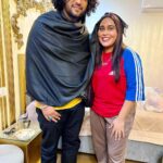 Afsana Khan Instagram - जिस तरह चाहे नचा ले तू इशारे पे मुझे ऐ मालिक तेरे ही लिखे हुए अफ़साने का किरदार हूँ मैं 🙏🙌 Mera Murshad Sai Surinder shah ji ❤️🙏🙌 @dargah_sharif_bakarpur 🙌 Blessed #afsaajz #afsaajzforever #saisurindershahji♥️ #justiceforsidhumoosewala #jaisai Chandigarh, India