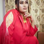 Afsana Khan Instagram - धीरे भोको यह शेरनियों का इलाका है शांत है इसका मतलब यह नहीं कि दहाड़ भूल गए..!! Outfit @itsafsanakhan ❤️ Makeup @glamgoddesscharan ❤️ Chandigarh, India