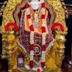 Afsana Khan Instagram - Om Sai ram 🙌🙏 उमड़ आई मेरी आंखे देख कर अपने बाबा को, हुई रोशन मेरी गलियां मेरे सरकार आये है, सजा दो घर को गुलशन सा, Mere Murshad sachi sarkaar #surindershah ji 🙌🙏❤️ @dargah_sharif_bakarpur 🙌 AFSAAJZ ❤️ #omsairam #blessed #saibaba #afsaajz #afsaajzforever