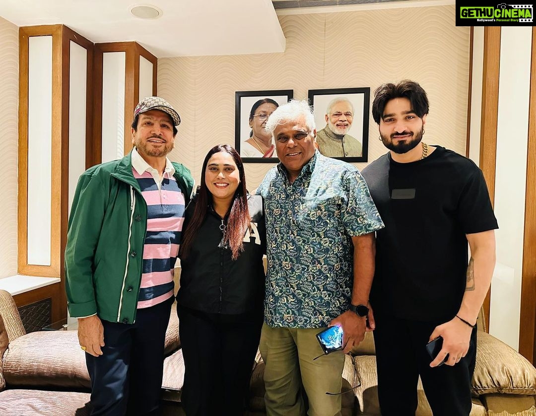 Afsana Khan Instagram - Congratulations @gurdasmaanjeeyo ji 🙌🙏 Dadu ban gye Tuci @ashishvidyarthi1 sir very humble person 🙏 Best Paji @thisisparam 👌 Delhi, India