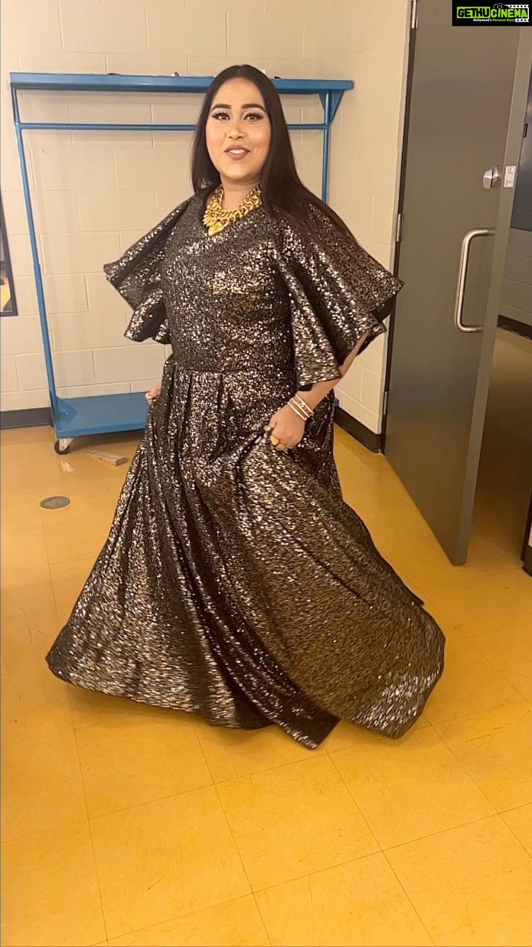 Afsana Khan Instagram - ❤️💃👑💫 Thx Surrey walio ❤️🙏 Surrey, British Columbia